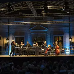 Sommerkonzert im Brunnenhof: Trompetengala - Brunnenhof München