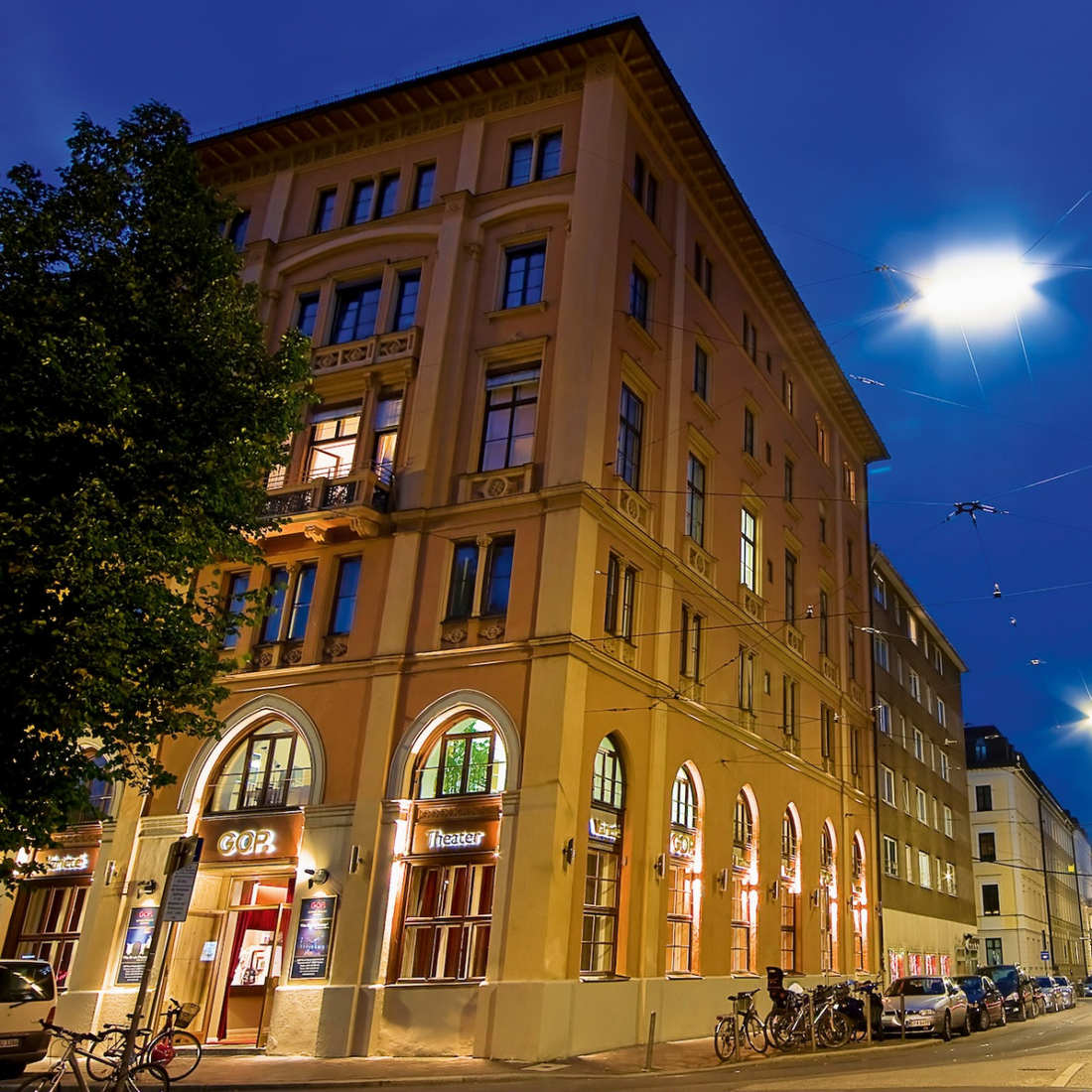 GOP Variet&eacute; Theater