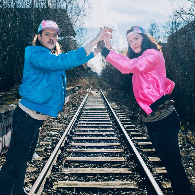 Was man von hier aus sehen kann, Spagat Theater