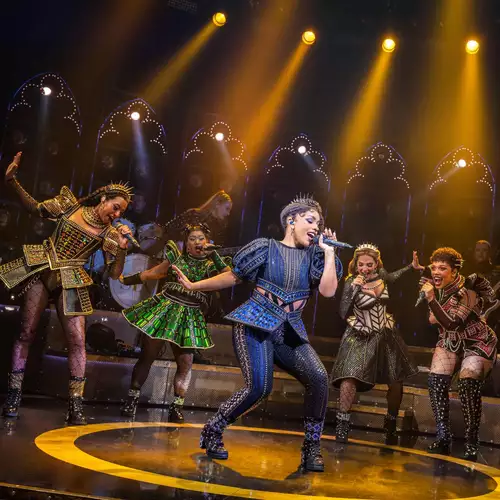 English Culture Circle: Six - Gärtnerplatztheater München