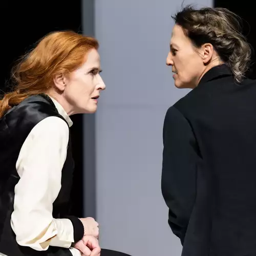 Ein sanfter Tod - Spagat – Theater am Bauhausplatz München