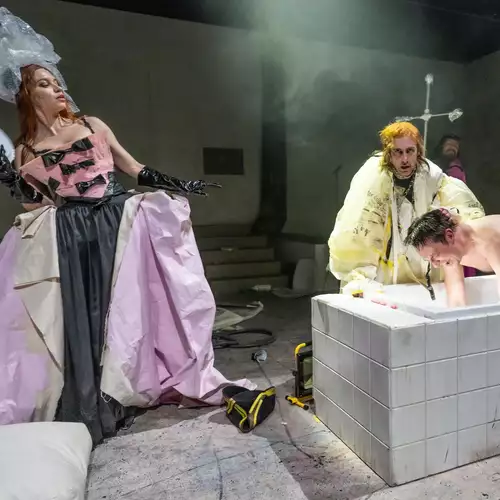 Marat/Sade - Münchner Volkstheater München