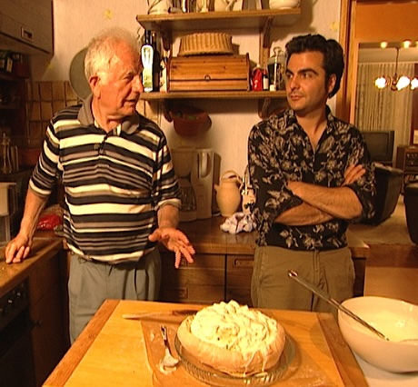 Der Dokumentarfilm Die Gerichte meines Vaters von Karnik Gregorian läuft in Teutonistan-Veranstaltungsreihe im Pathos Theater München