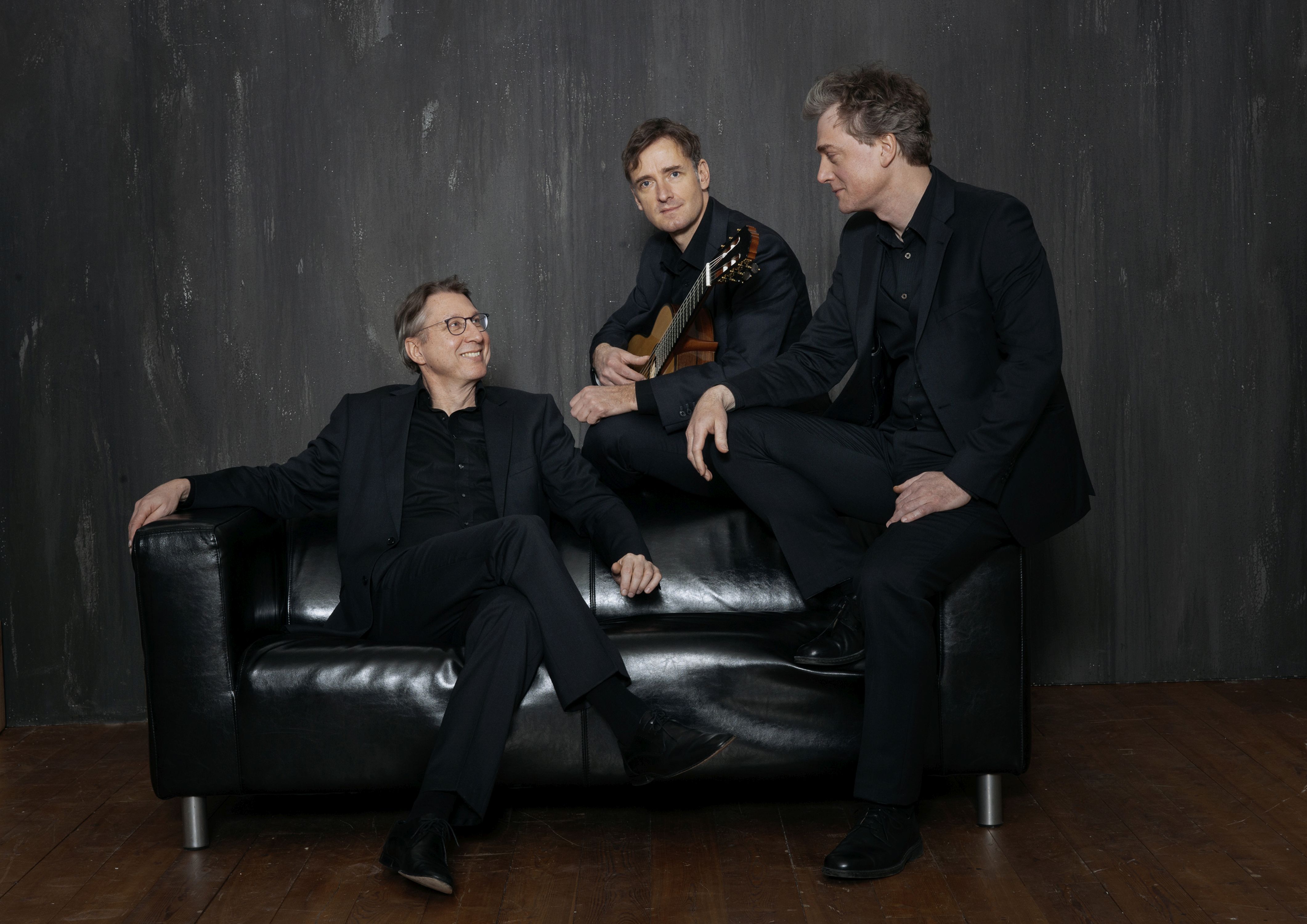 Weihnachten mit dem Münchner Gitarrentrio, Johannissaal Schloss Nymphenburg München