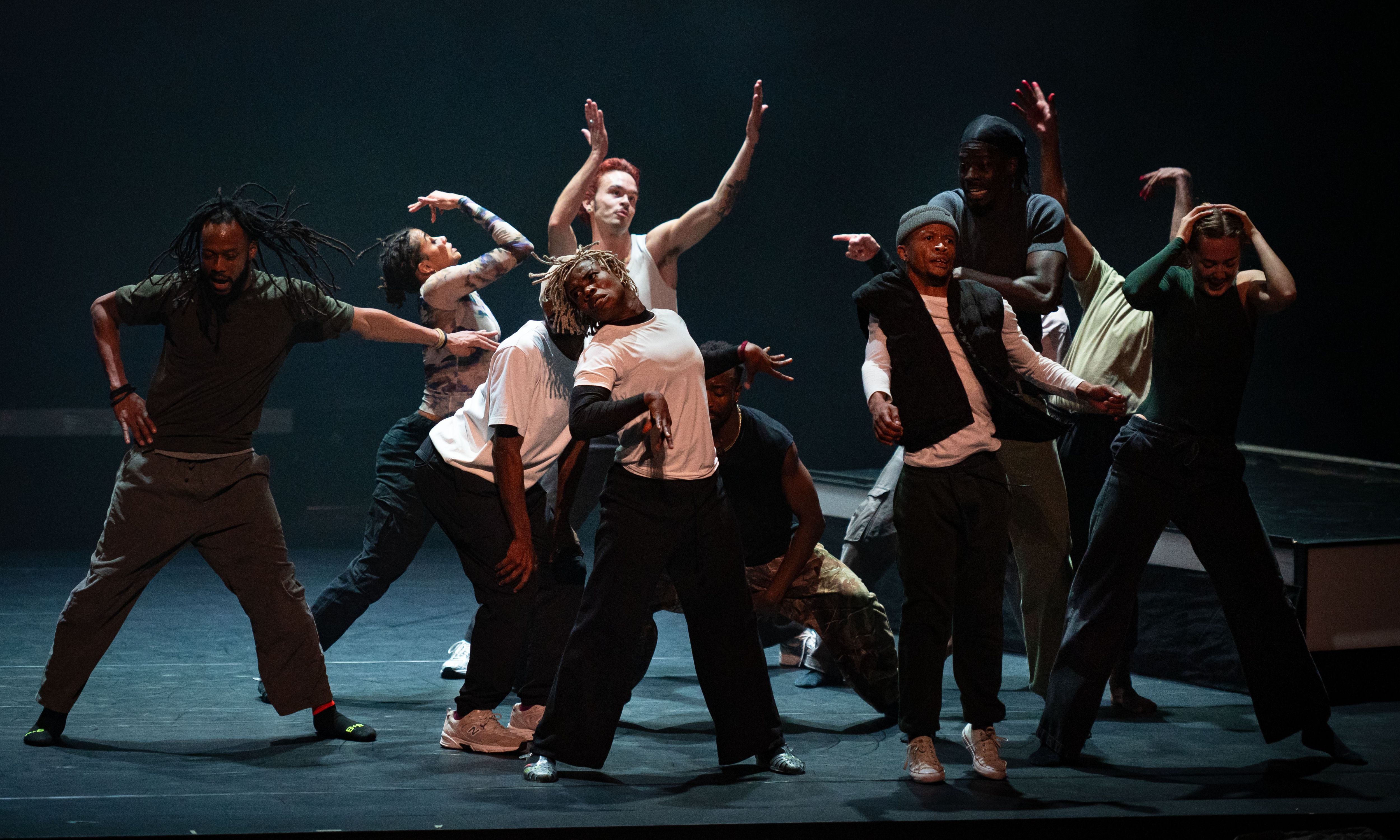 Die Cie Amala Dianor tanzt Level up, zu sehen in der Muffathalle München