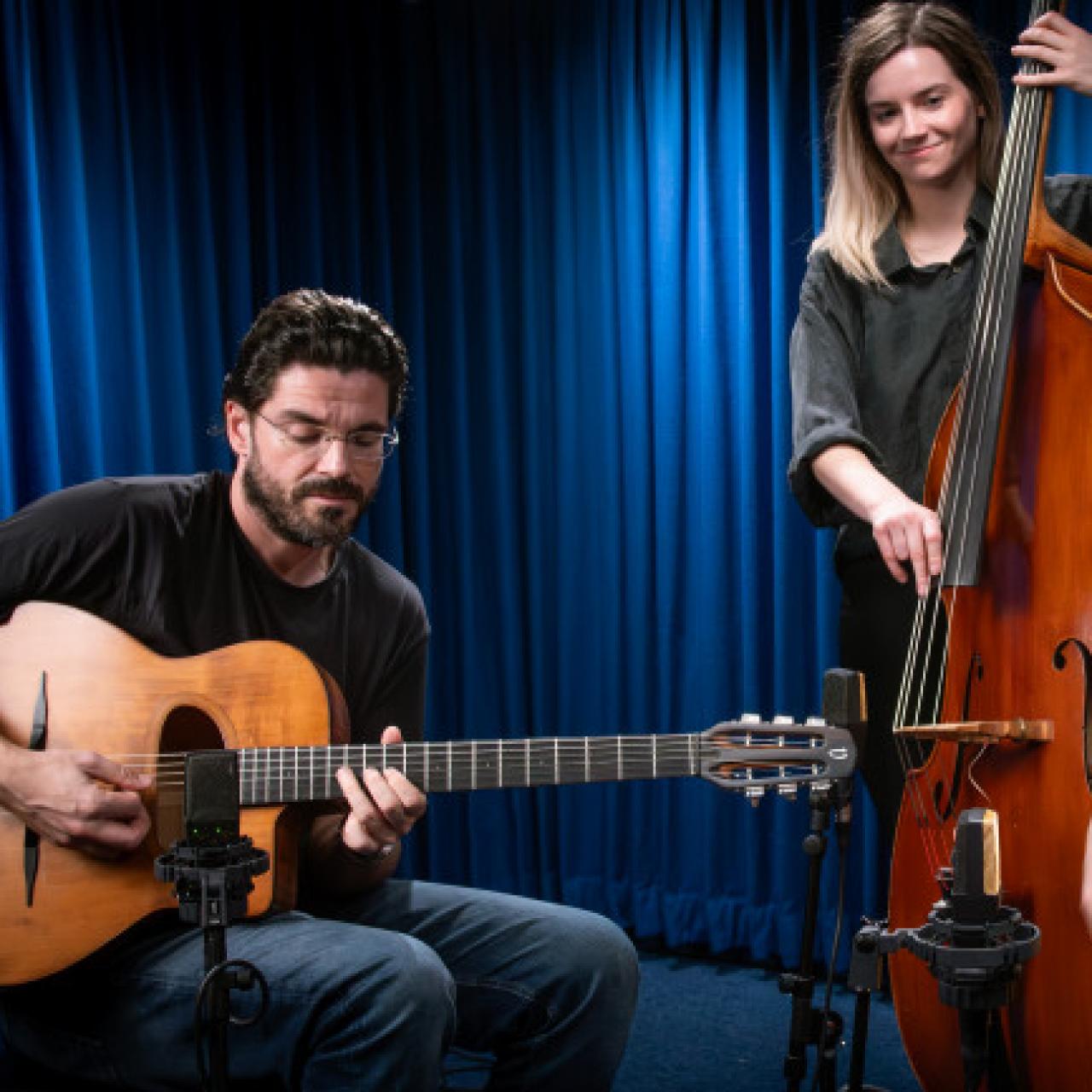 Joscho Stephan und Julia Hornung spielen mit Raffael M&uuml;ller als Munich Connection zusammen.