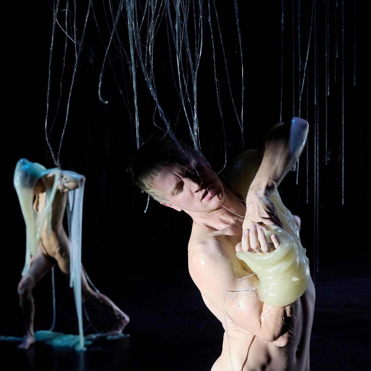 Glitsch von Doris Uhlich, M&uuml;nchner Kammerspiele