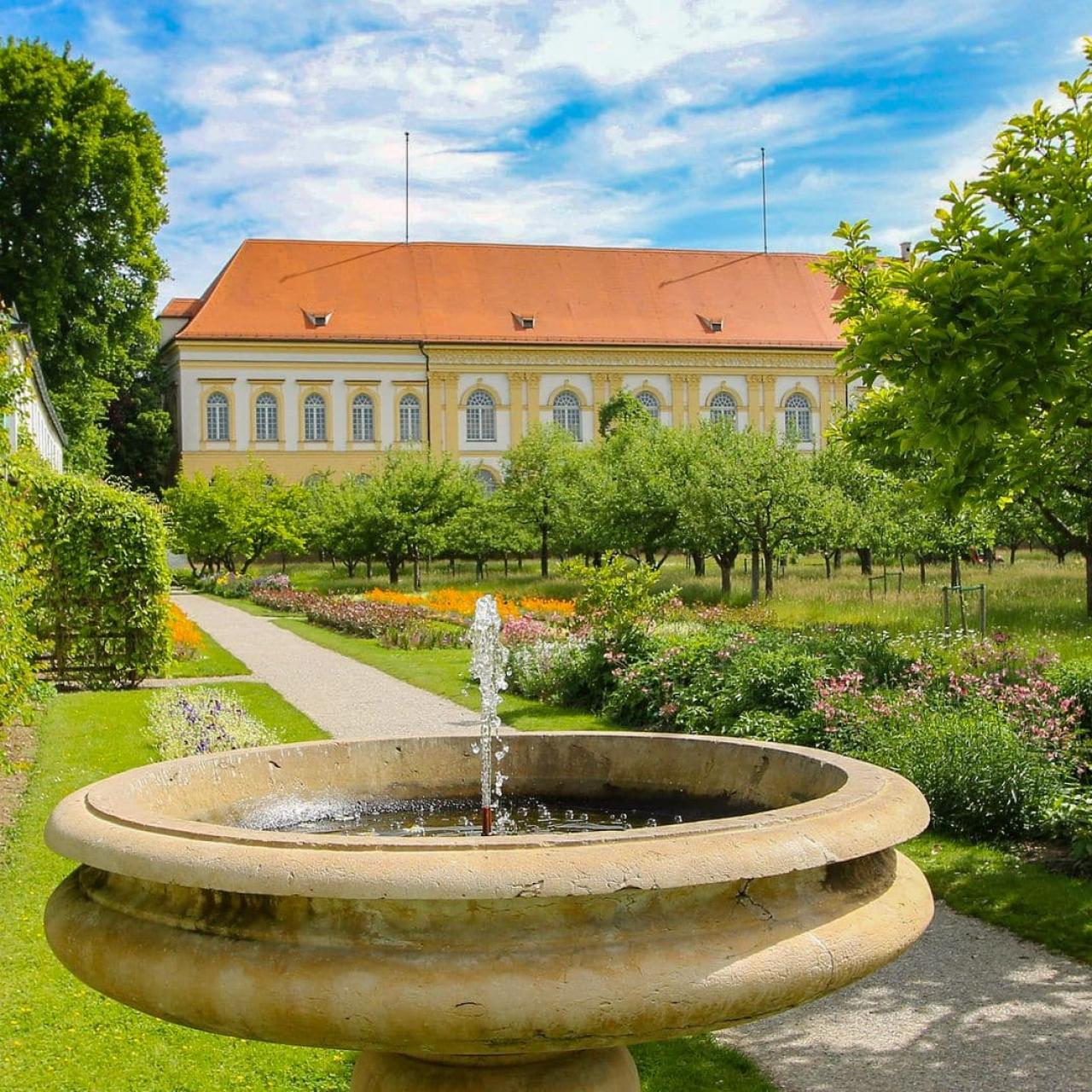 Schloss & Hofgarten Dachau